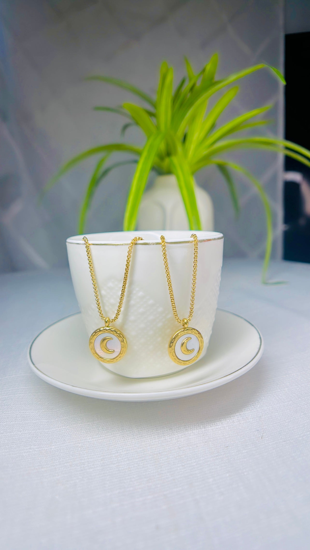 Stella Moon Necklace