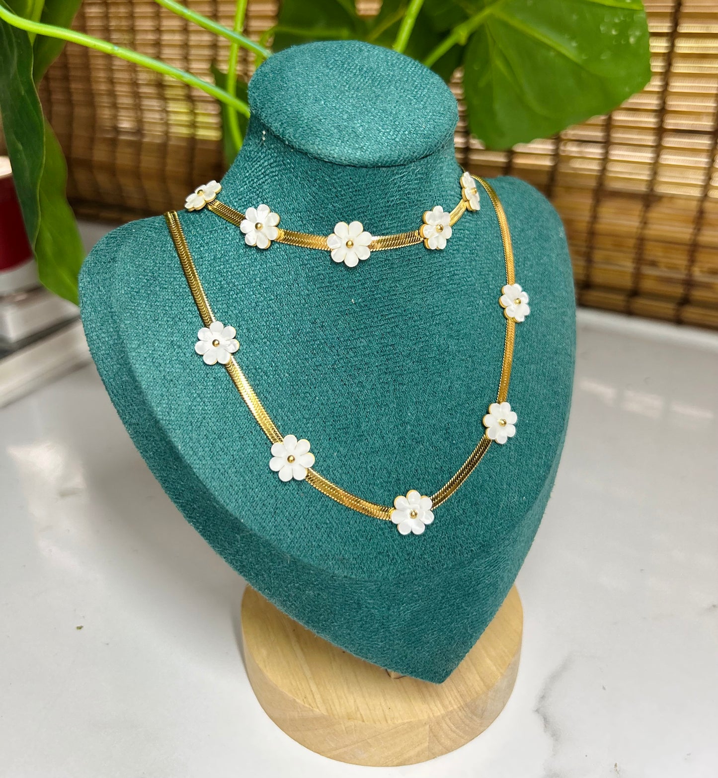 Flowers choker set of 2 pieces