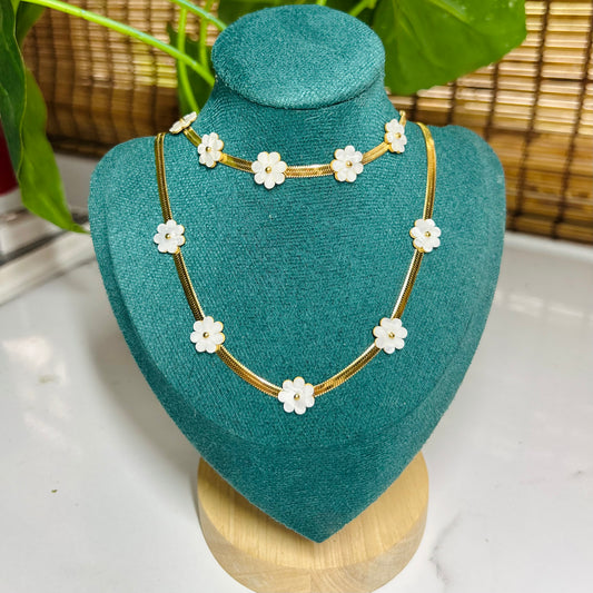 Flowers choker set of 2 pieces